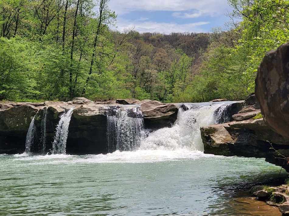 Nearby Kings River Falls