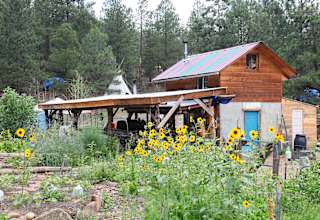 Earth Mountain Education Farm