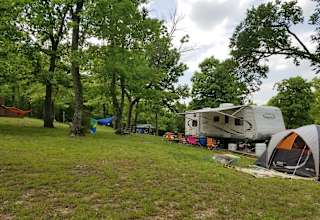 SonLight Campground and Cabins