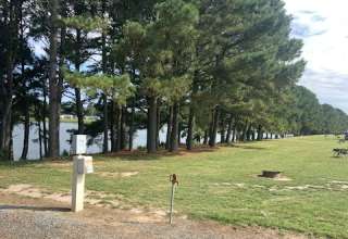 Lakefront RV Campsite Near OC Md