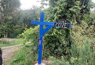 Apple Cove Farm