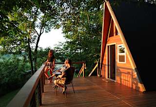 McKee Farm - Treehouses and Camping