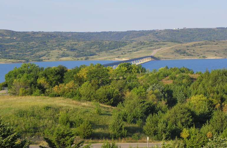 Best Camping in and Near Lake Francis Case