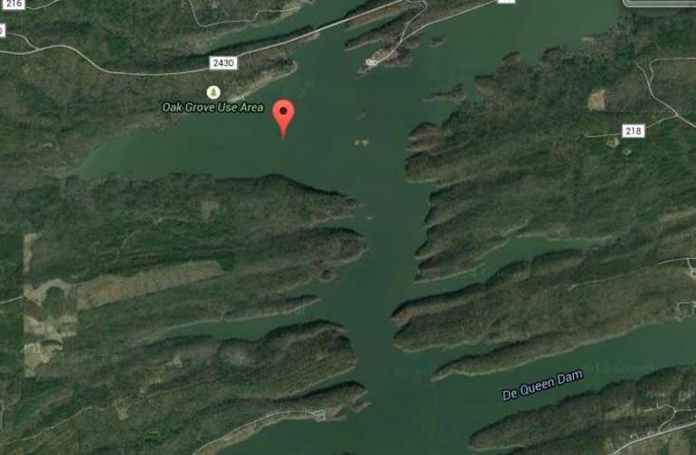 Best Camping in and Near Dequeen Lake