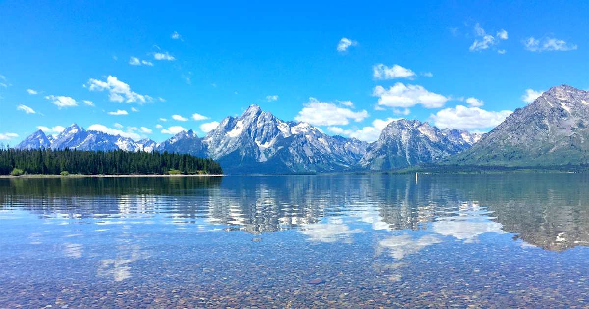 Colter outlet bay campground