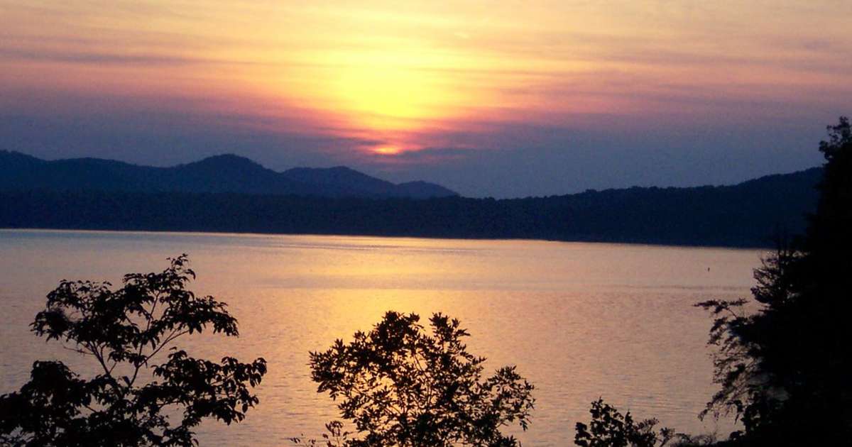 Best Camping in and Near Cave Run Lake