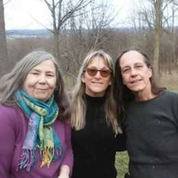 Hipcamper Debbie, Tracy and Brooks