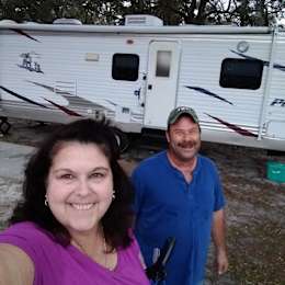 Hipcamper Ron and Sue