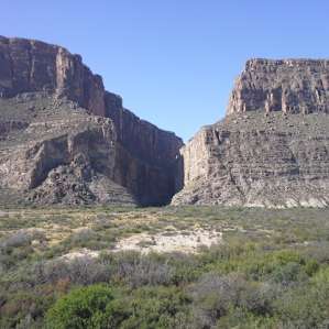 Just west of Cottonwood you can go down to the Rio Bravo. This was from a lookout on the way. The left side of the cannon is Mexico and the right is Texas.