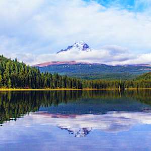 The views of Mount Hood from the lake is second to none.