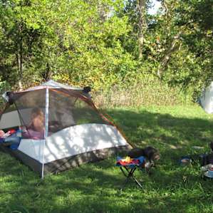River Back Pack Camping Ground. Photo by Lisa Rawlinson.