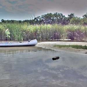 Secluded spots to beach your canoe on the chain of lakes in this area .