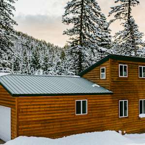 cabin winter lodging
