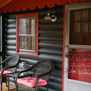 Screened in front porch vibes