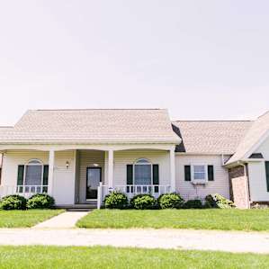 The home sits right next to a grazing field for alpacas!