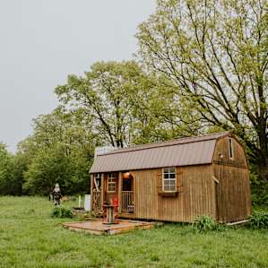 The little cabin shelter we slept in