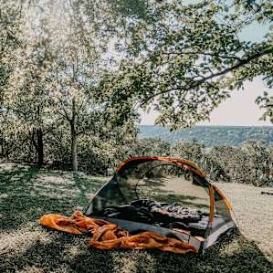 tent forest lodging