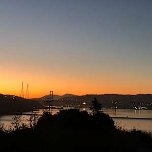 We definitely recommend waking up for the sunrises.