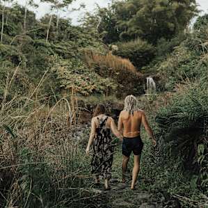 Walkway down to the waterfall.