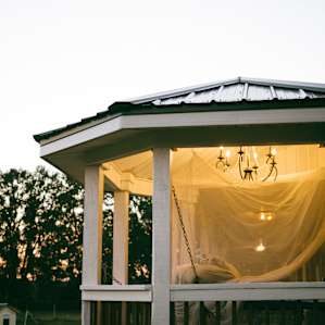 Glamping Netted hanging Round bed