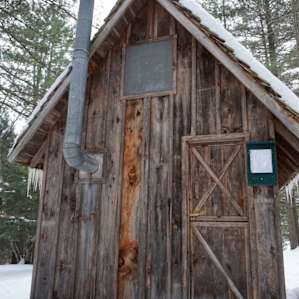 cabin winter lodging
