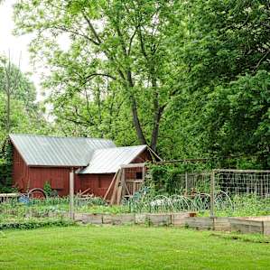 The heirloom garden here is so beautiful!