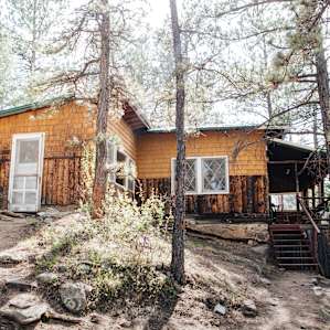 Greyledge Cabin is as cute on the inside as it is on the outside.