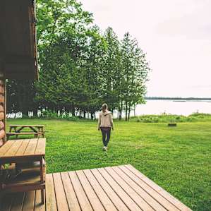 cabin lodging water