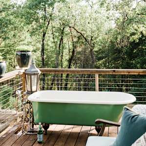 forest amenity hot tub