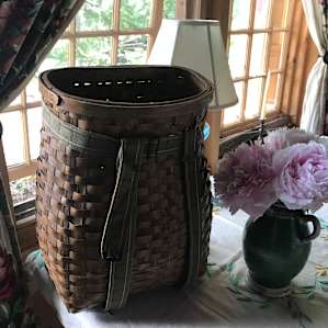 Picnic pack basket with two hammocks.