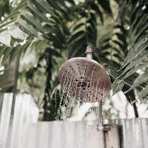 Killer outdoor shower!!