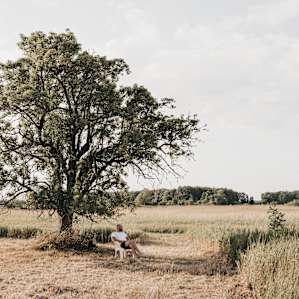 Idk if this lonely chair was here because this is a perfect shade tree, but I used it and loved it either way.