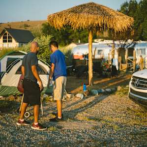 Extra Special Lakeshore Camping