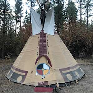 #1 Native Am. RedtailedHawk Teepee