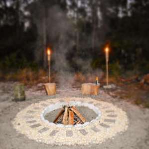 Tiki torches <3