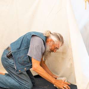 The host setting up the Tipi. Very knowledgable about the process!