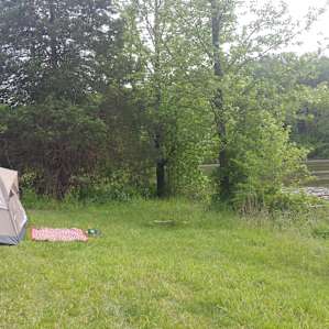 Lakeside Camping