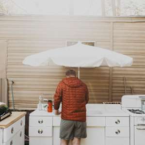 The most adorable outdoor kitchen!