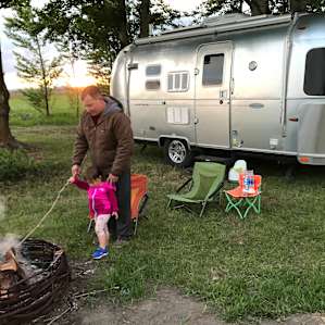 30 amp Deluxe RV Hookup Site