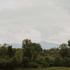 You can see the mountains in the distance!