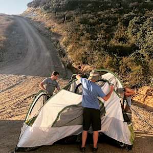 Sunset Hideaway 1974 offgrid Avion