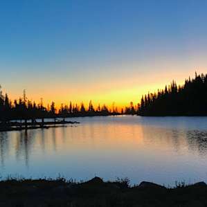 This is not Twin Lakes Campground, but rather nearby Cleveland Lake Campground. They won't let me delete the caption they posted