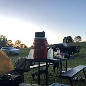 Llovely Meadows Tent Camping