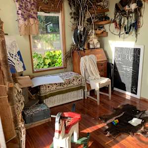 Crafts room