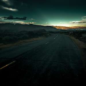 road up to whitney