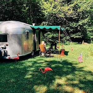 Good Night Moon Vintage Glamping