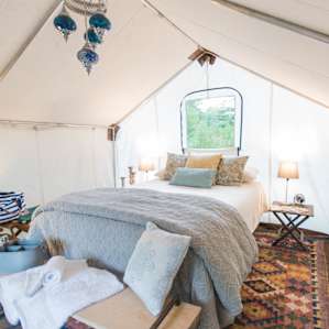 Marielena did such an amazing job decorating and setting up this beautiful glamping tent!