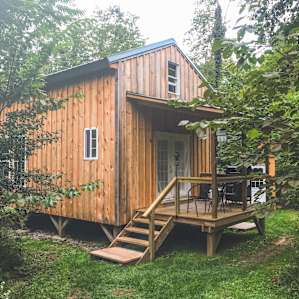 Birdsong Cabin