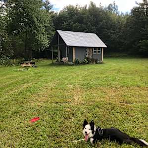 Meadow View - Off-Grid Cabin