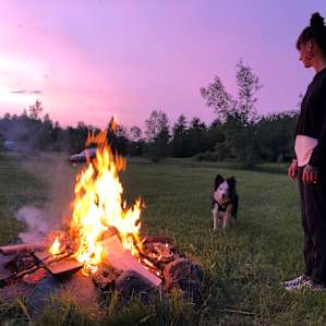 Meadow View - Off-Grid Cabin
